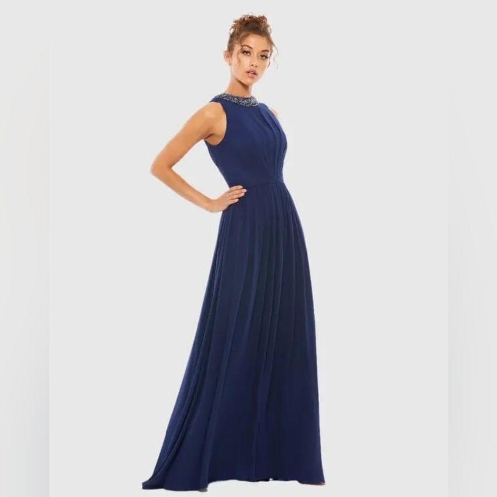NWT MAC DUGGAL | $398 Bejeweled Neckline Formal Gown